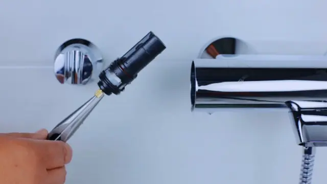 Oras Optima - Maintenance of the diverter